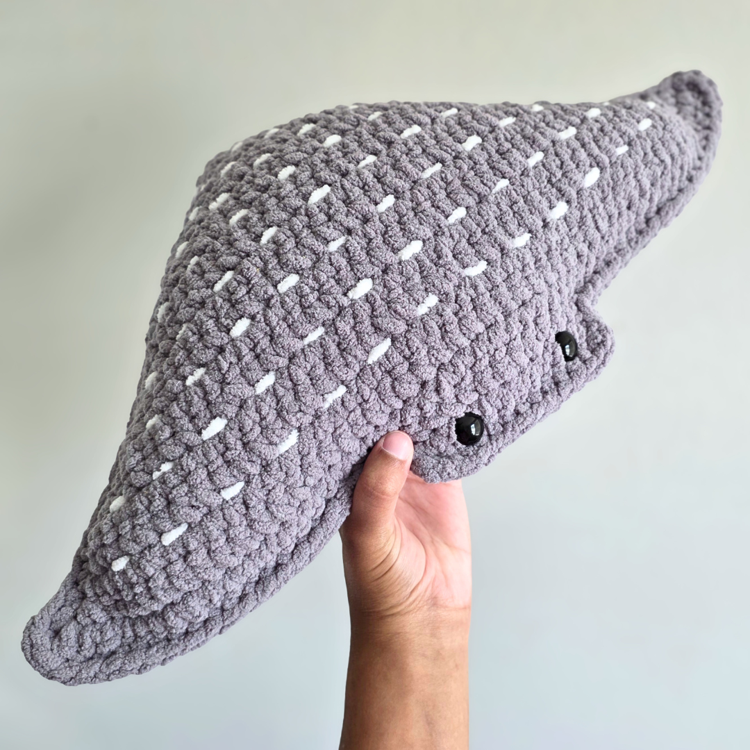 Stingray Plushie - Gray